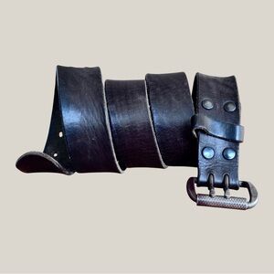 Vintage 1970s Black Leather Double Prong Belt Size 40 Biker